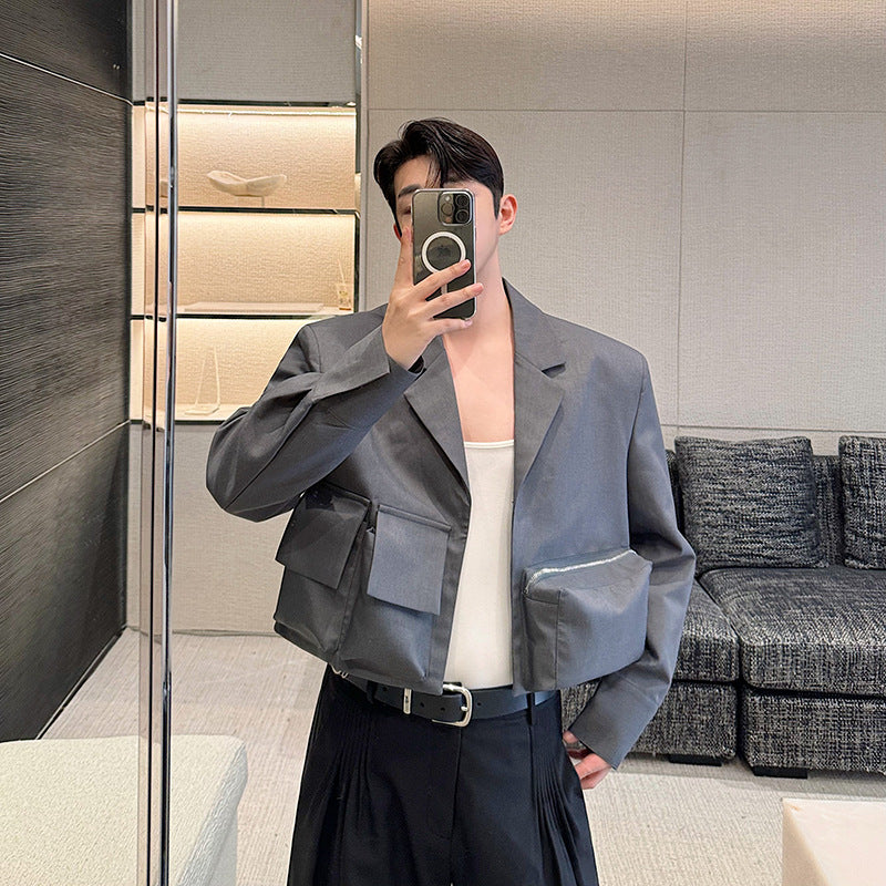 Niche, Three-dimensional, Short Blazer With A Multi-pocket Silhouette