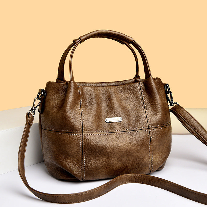 Dame skuldertaske eller crossbody taske i blødt læder med stor kapacitet