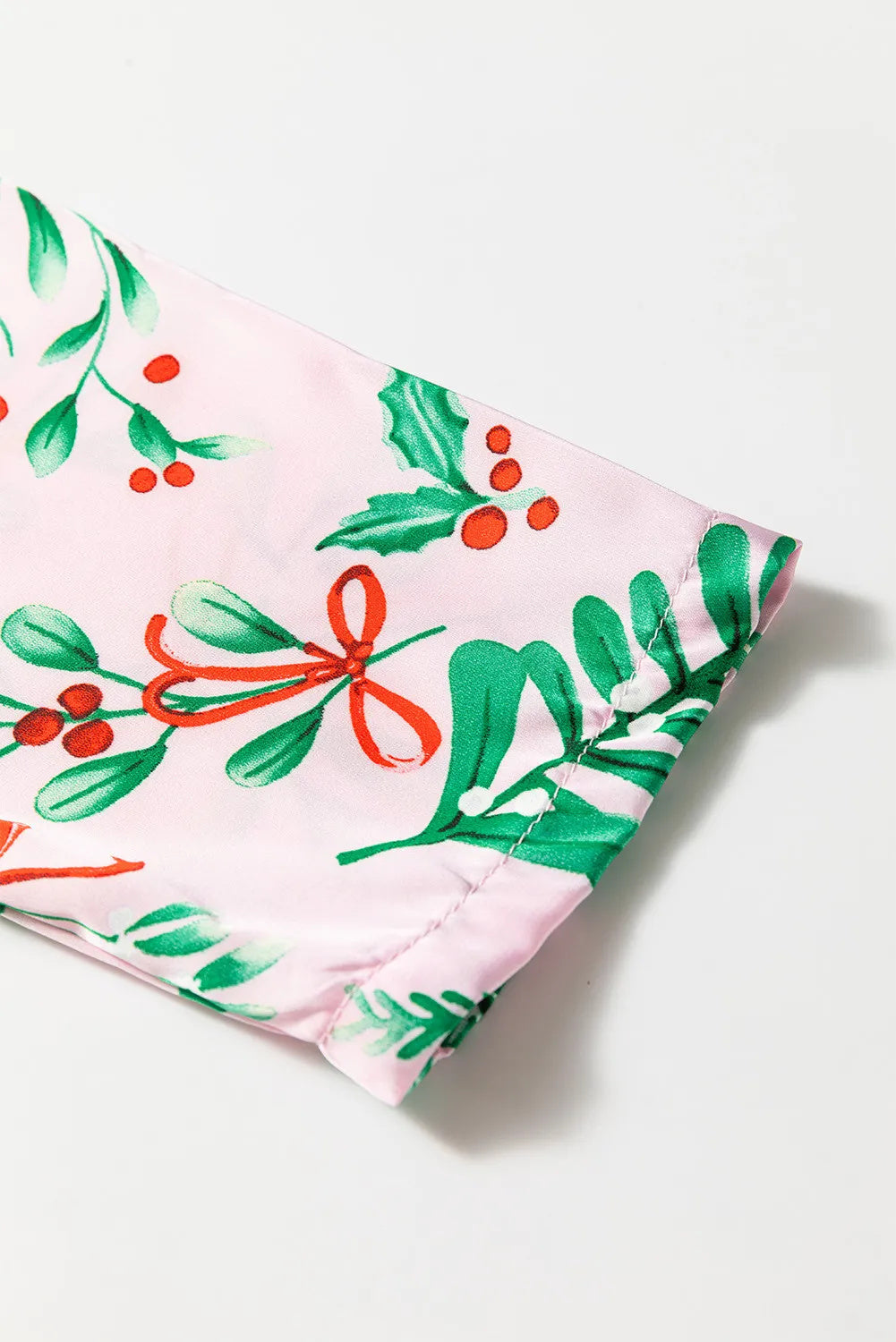 Julebær-planteprint pyjamas-sæt i satin med lange ærmer