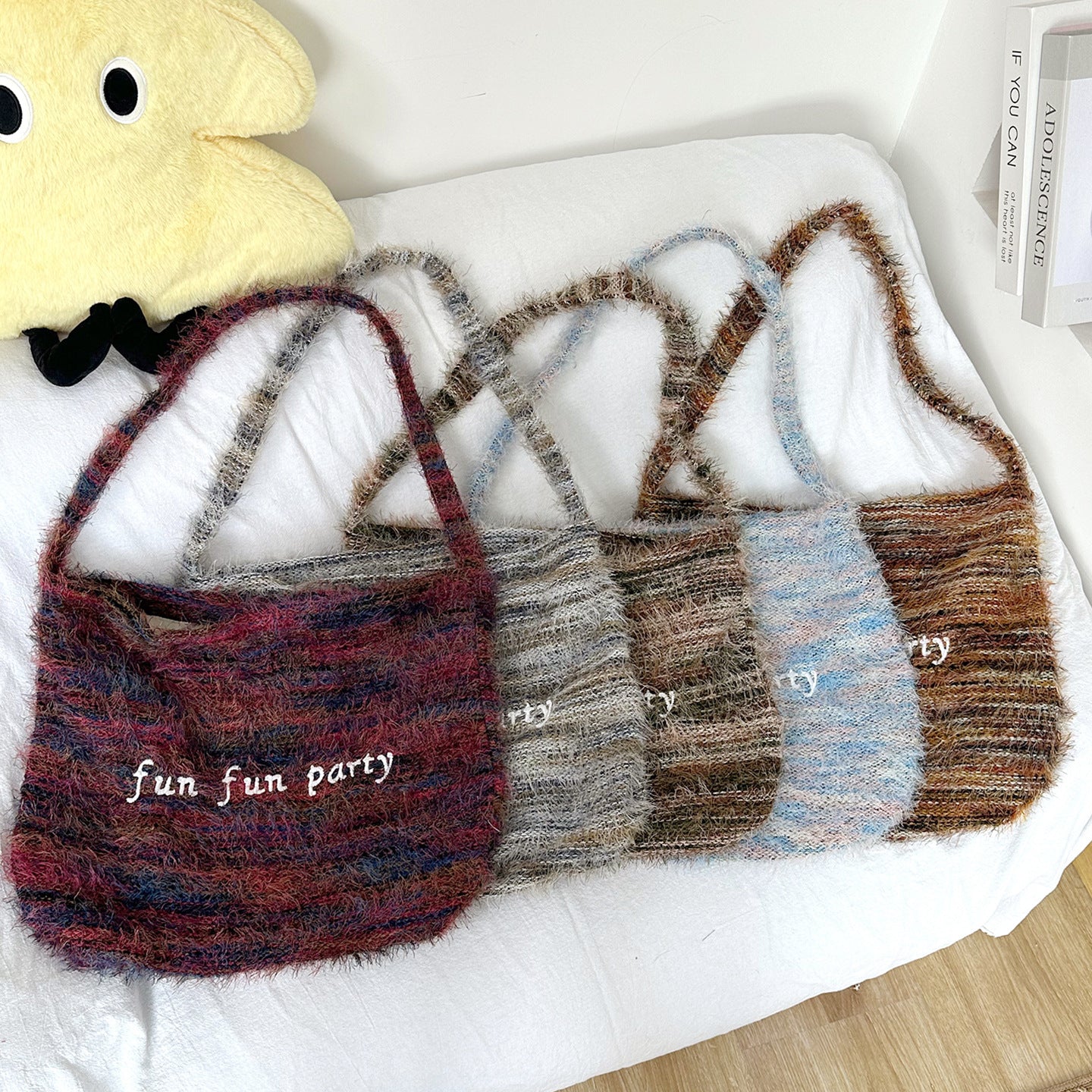 Plush Shoulder Bag Women's Messenger Bag Retro Alphabet Embroidered Commuter Tassel Bag