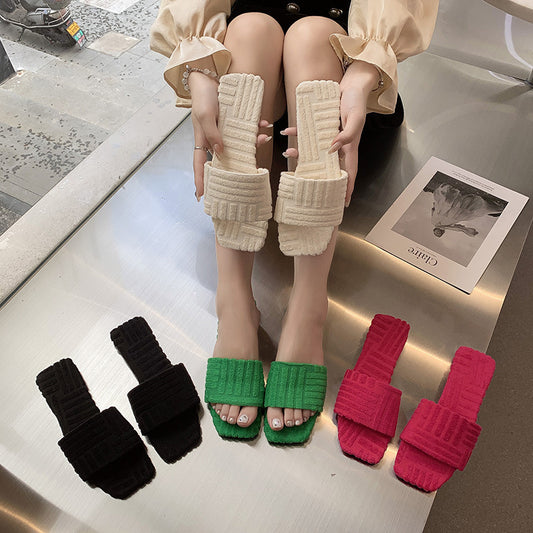 Women's Fashion Personality One Word Sandals And Slippers