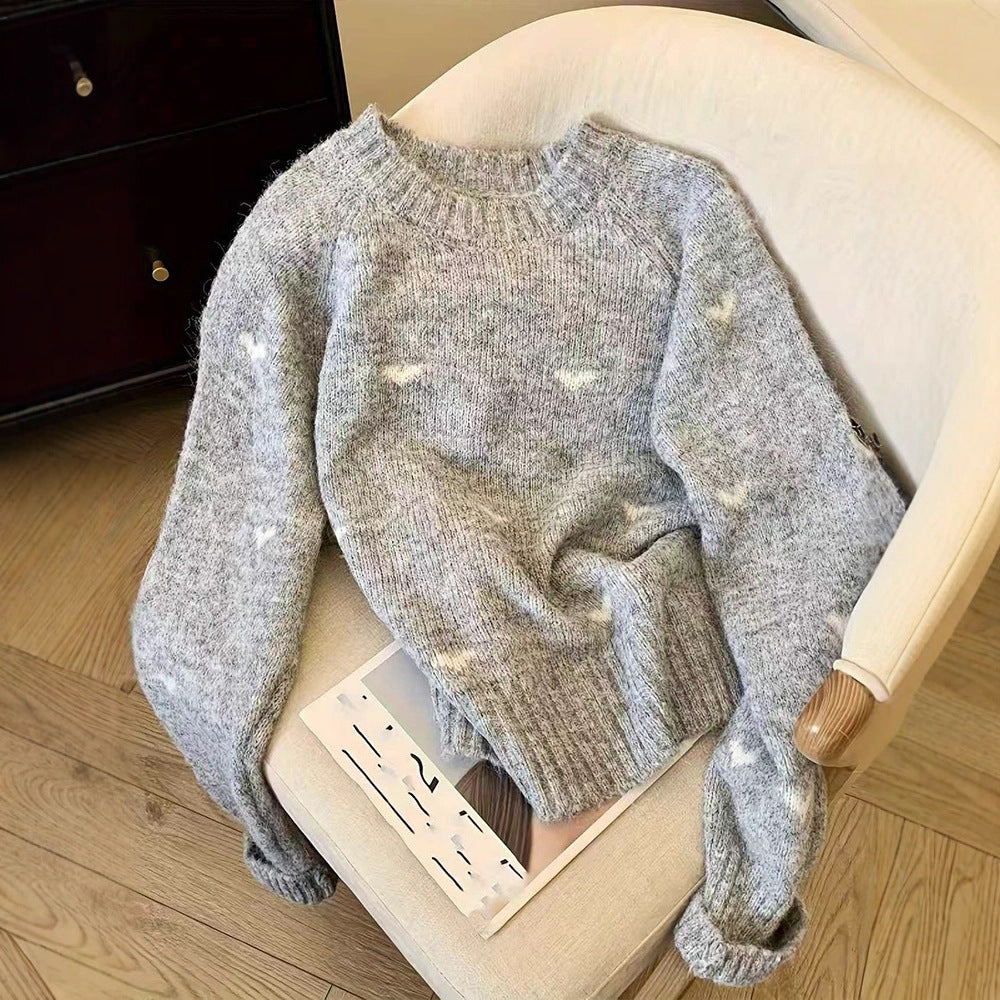 Women's Comfortable Sweater With Heart Pattern Long-Sleeved Crew-Neck Pullover