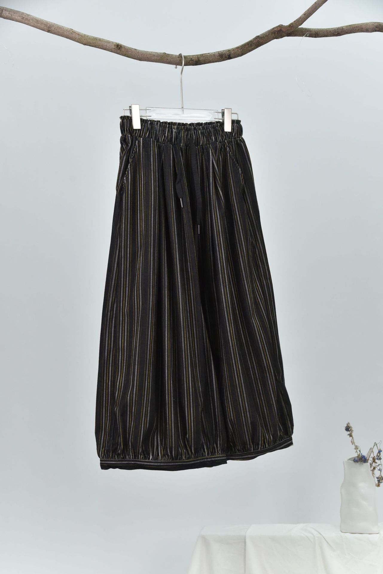 Women's Retro Contrast Color Stripes Loose Bloomers