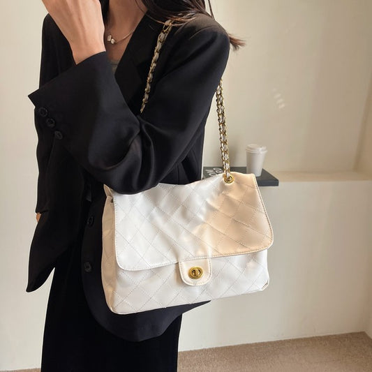 Retro Simple Large Capacity Rhombus Chain Bag Underarm Messenger Bag
