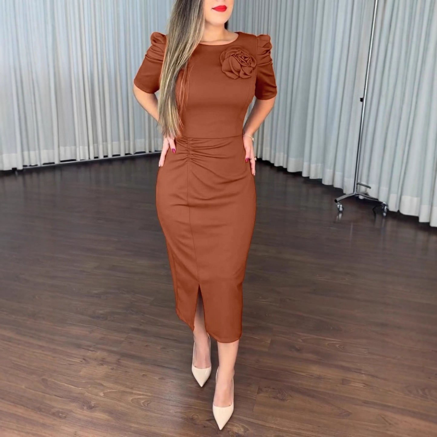 Elegant High-waisted Figure-hugging 3D Floral Short-sleeve Dress