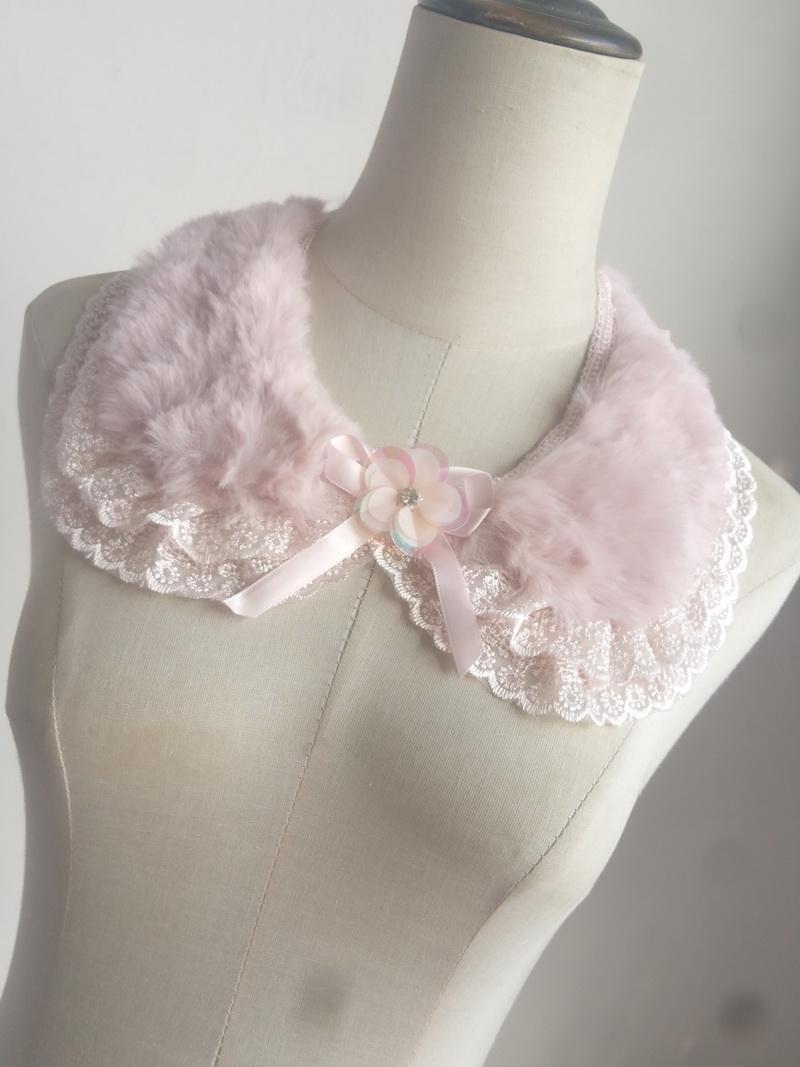 Versatile Lace With Lace And Cute Fur Collar
