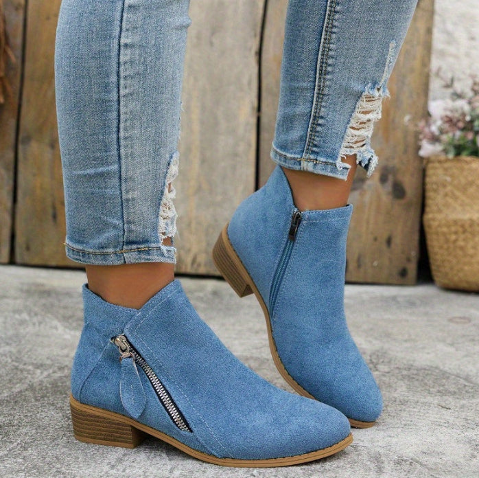 Ladies short boots