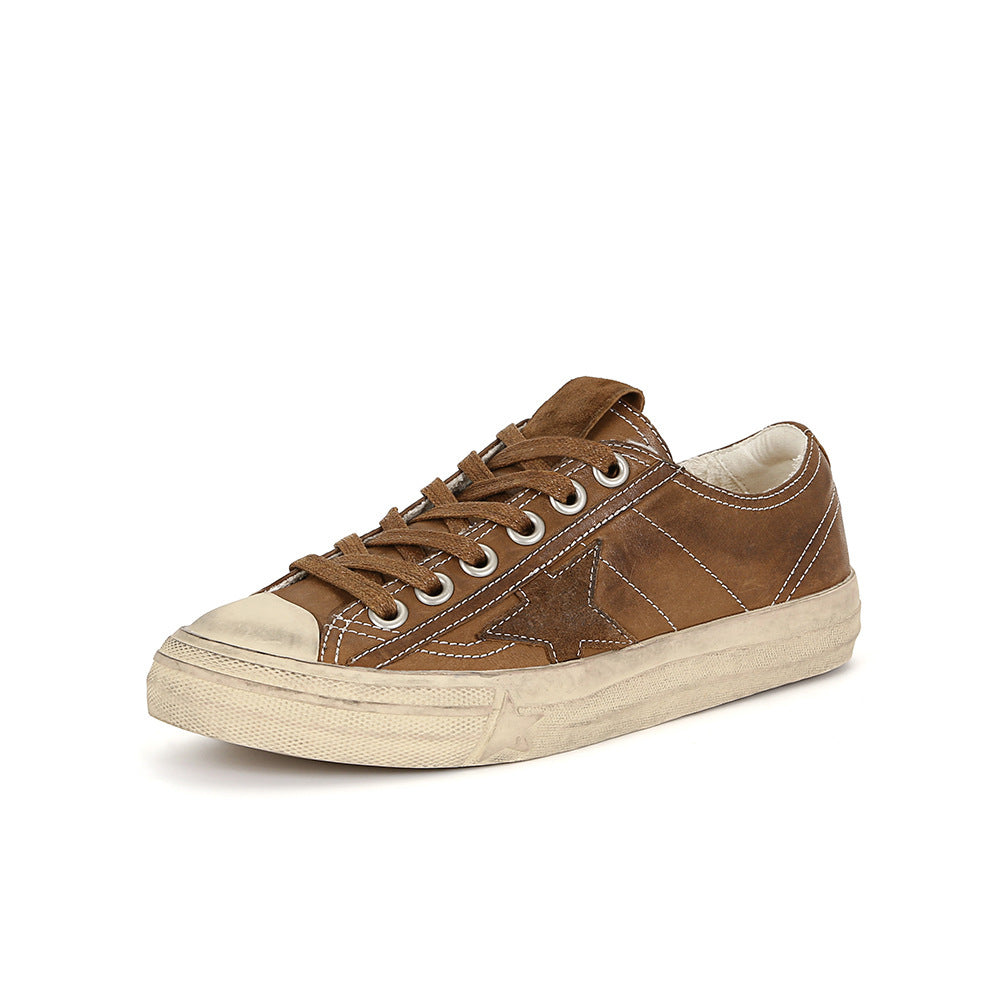 Vaskede sneakers med hestemotiv og slidt look