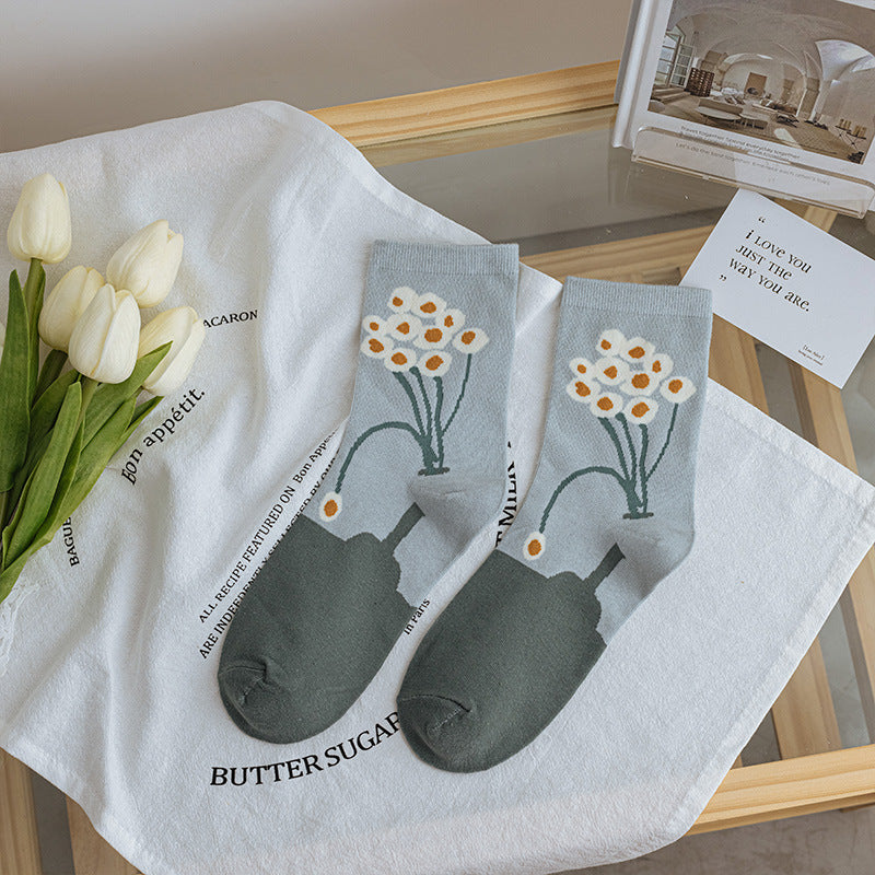 Women's Vintage Small Flower Mid-calf Ins Pure Cotton Breathable Socks