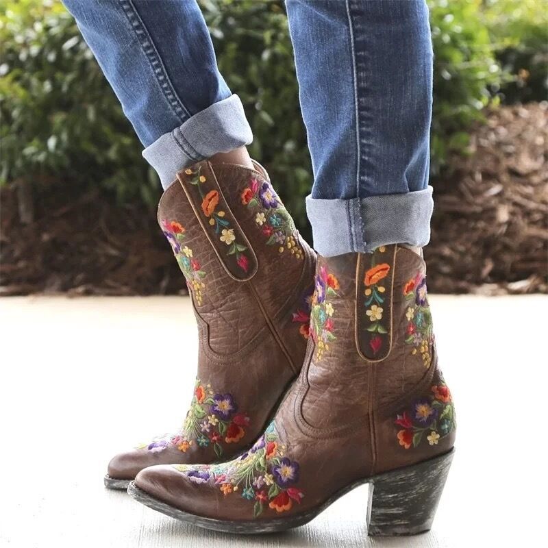 Embroidered Pointed Toe Women's Low Boots