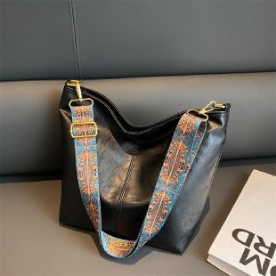 Fashion Large Capacity Bag Women's Crossbody Bucket Bag