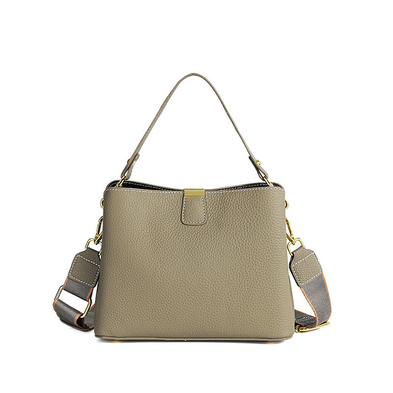 New Fashionable Crossbody Women's All-match High-grade Large Capacity Leather Handbag