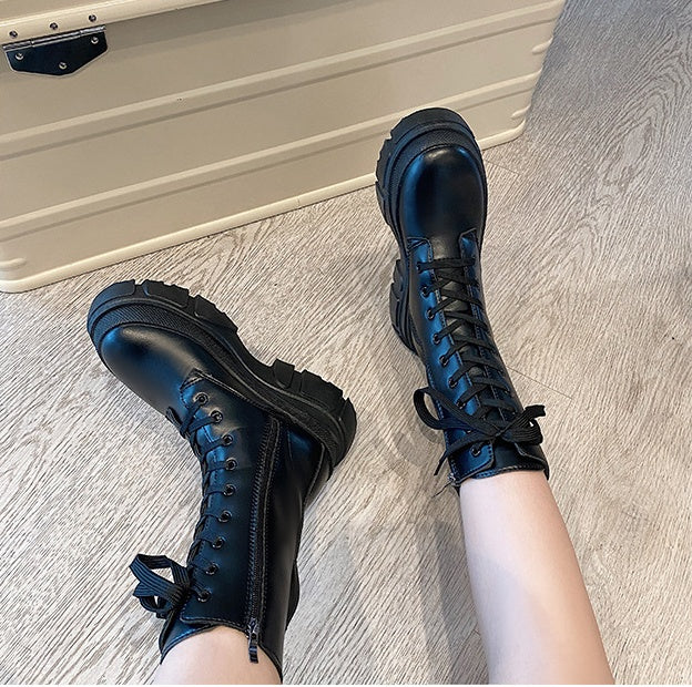 The Wind Is Blowing Up The Street Handsome Locomotive Short Boots