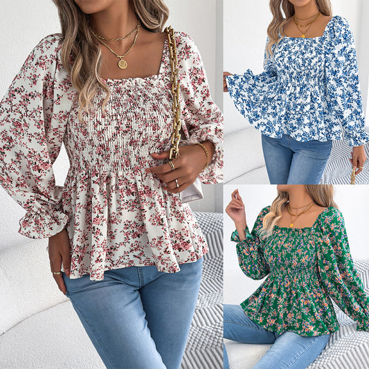 Casual Square-neck Top With Flared Sleeves And A Printed Design
