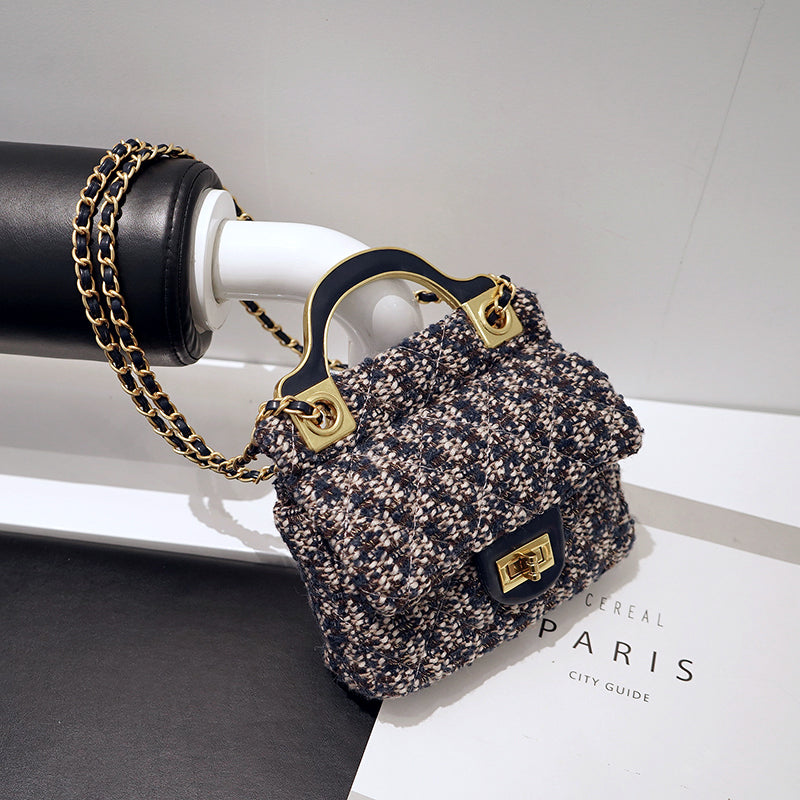 Checkerboard Plush Diagonal Chain Bag Girl