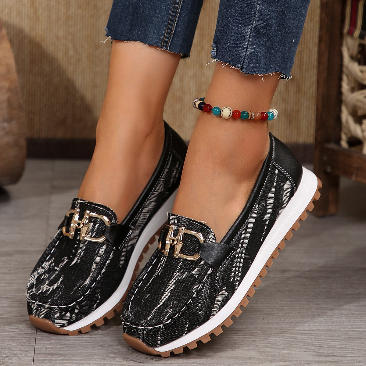 Plus-size Metal-buckle Chunky-soled Casual Shoes