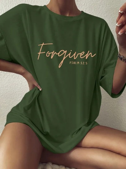 Alsidig Løs T-shirt til Kvinder med Simpelt Bogstavprint i Bomuld