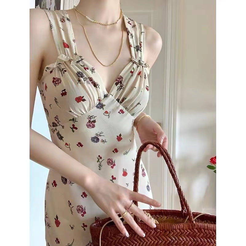 Super Xiangang Style Pure Desire Fragmented Flower Strap Dress