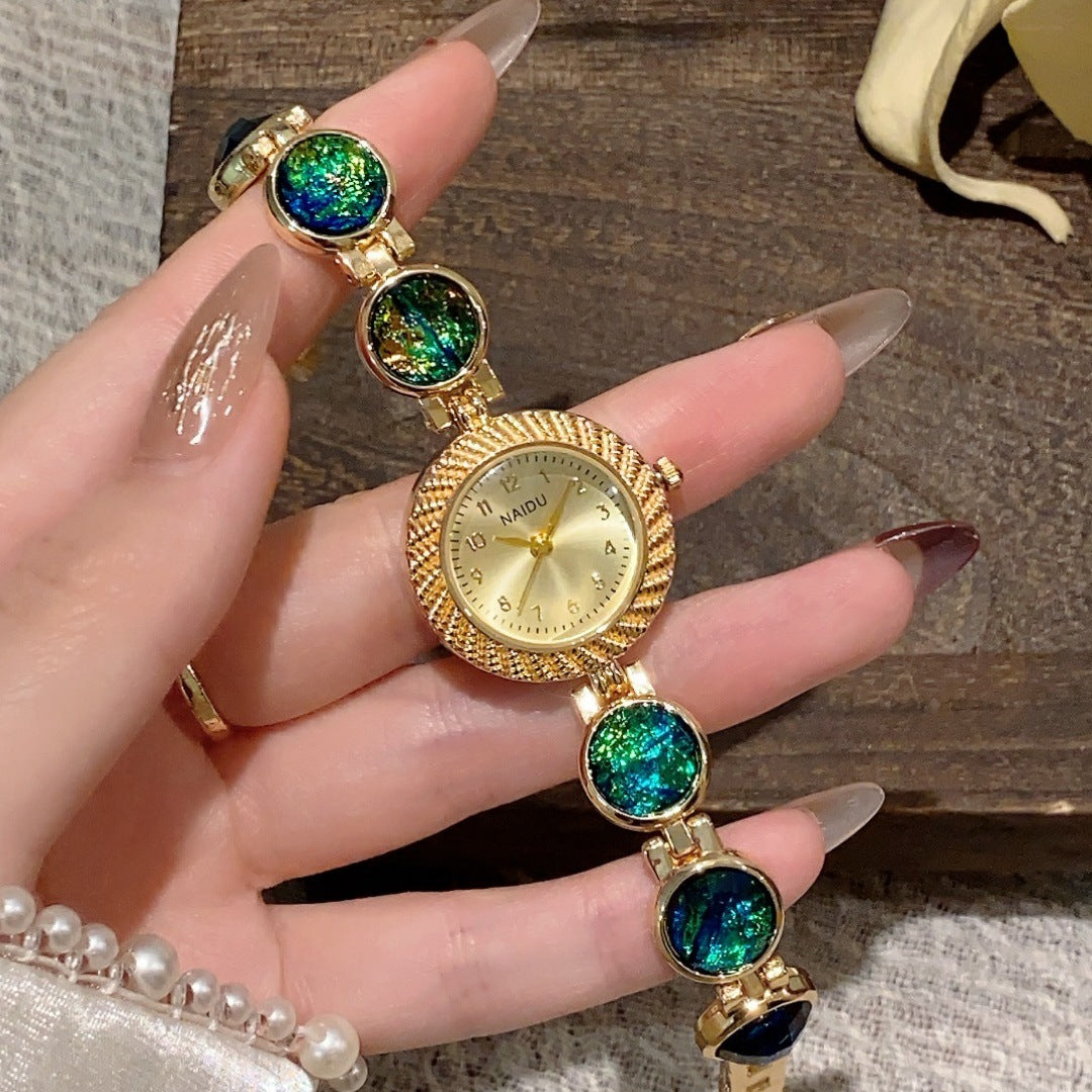 Dame Quartz Ur Med Elegant Design