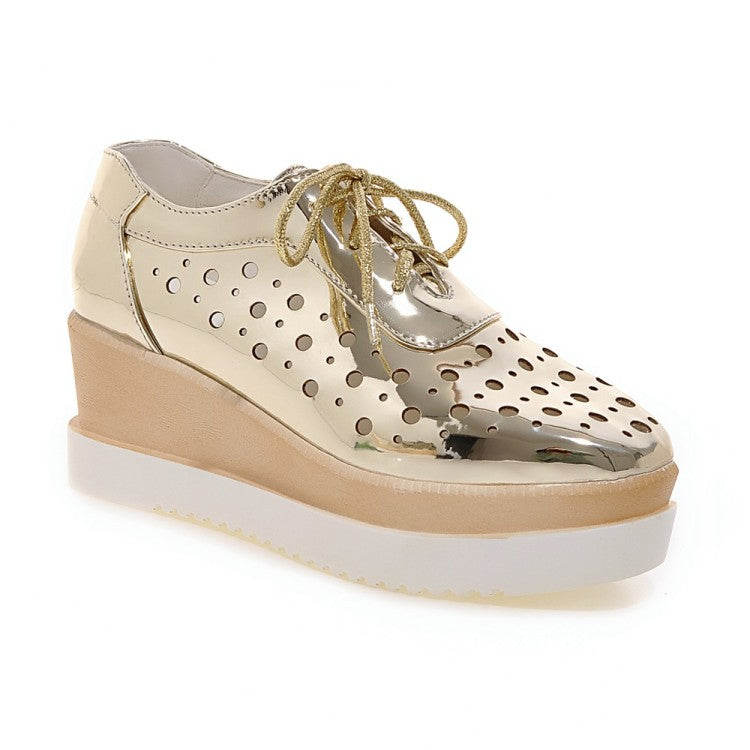 Platform Shoes With Lace-up Holes
