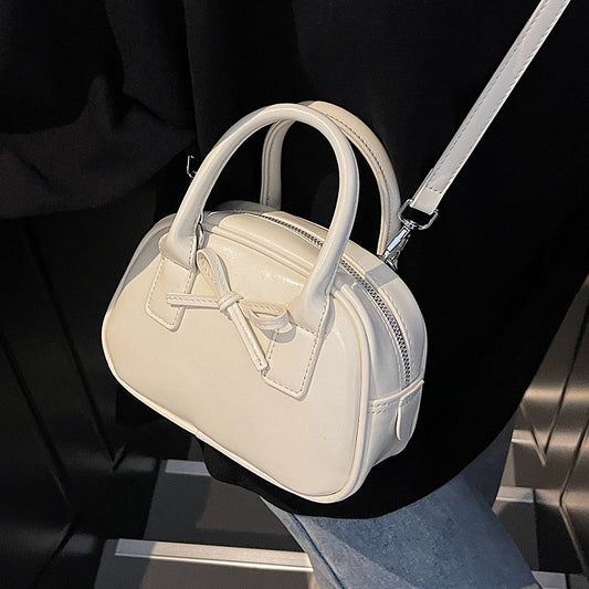 Cross-border Hot Sale Advanced Texture Oil Wax Leather Hand Carrying Bowling Bag