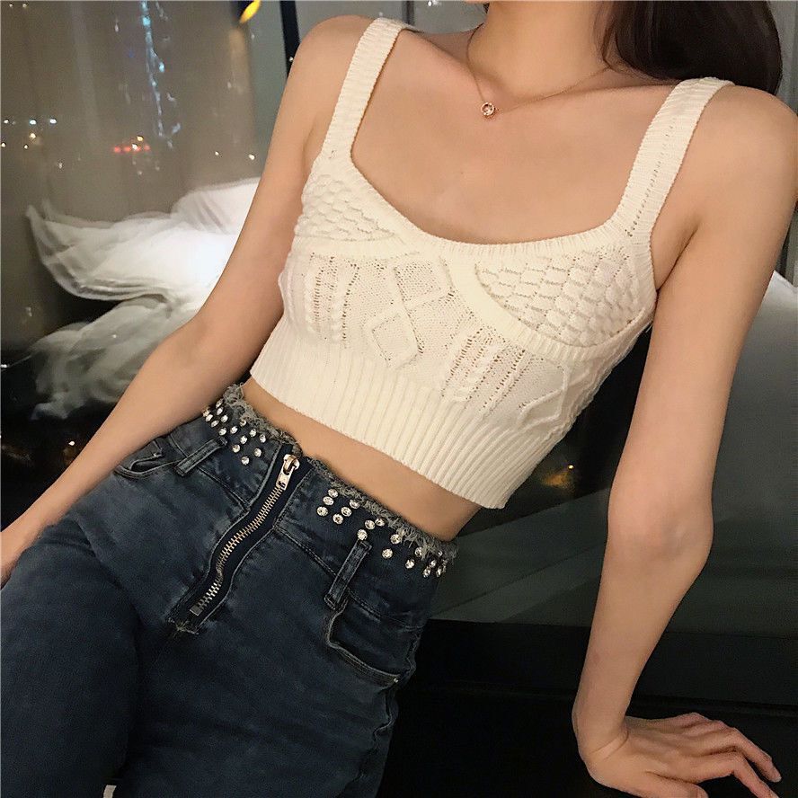 Versatile Sleeveless Fried Dough Twists Underlay Korean Top