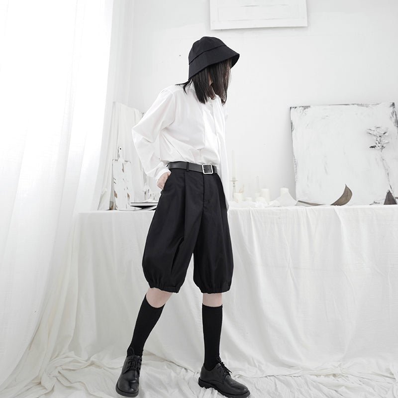 Dark Niche Shorts With Elasticated Feet