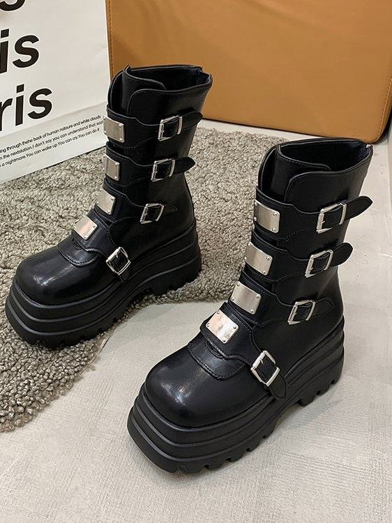 Dark Rock-style Platform With A Chunky Sole Womens Punk-inspired Dr Martens-style Boots