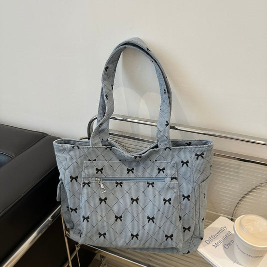 Simple And Stylish Underarm Tote Bag Is Fashionable This Year
