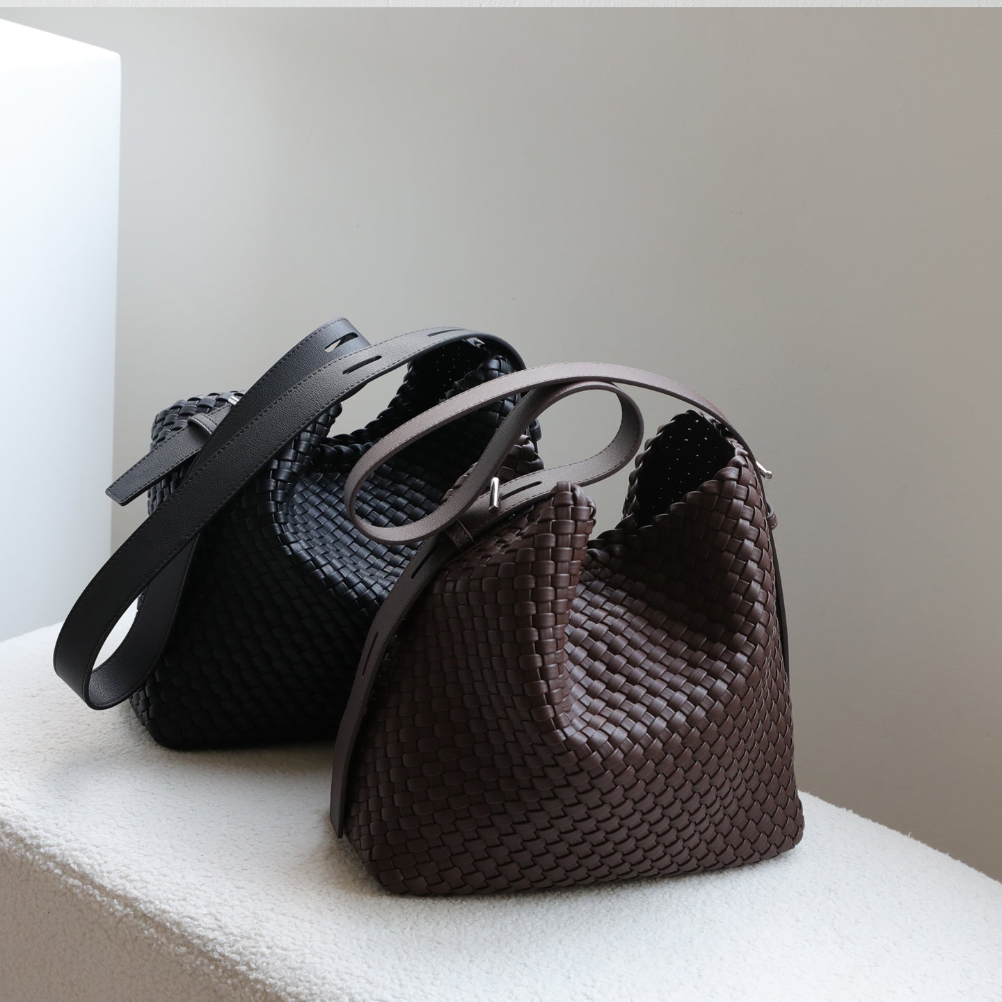 Large-Capacity Commuter Shoulder Under-Arm Bag