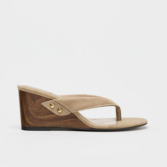 Versatile Stylish  And Lightweight Outdoor Sandals