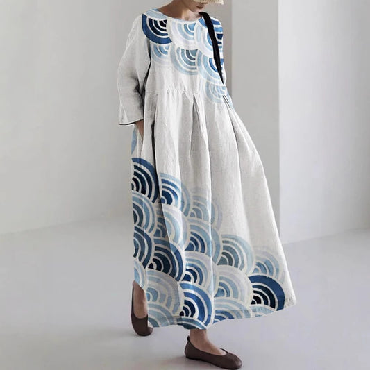 Womens Casual Dress With A Digital Print And A Round Neckline