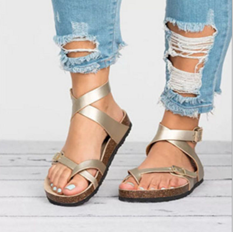 Plover Toe Strap Buckle Comfortable Flat Sandals
