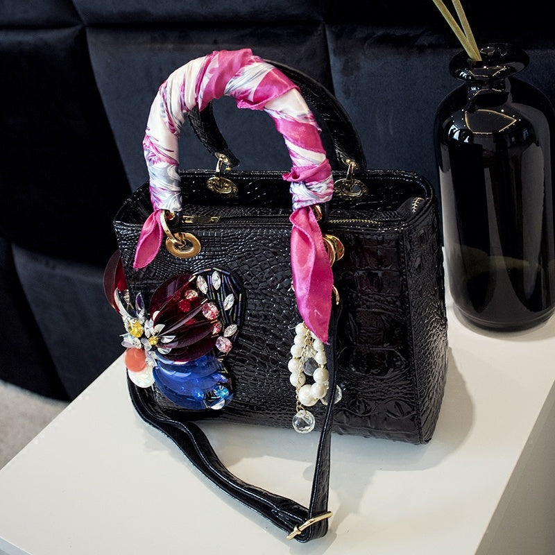 Womens Chinese-style Butterfly Headdress With Diamonds And Colorful Rhinestones Crossbody Bag
