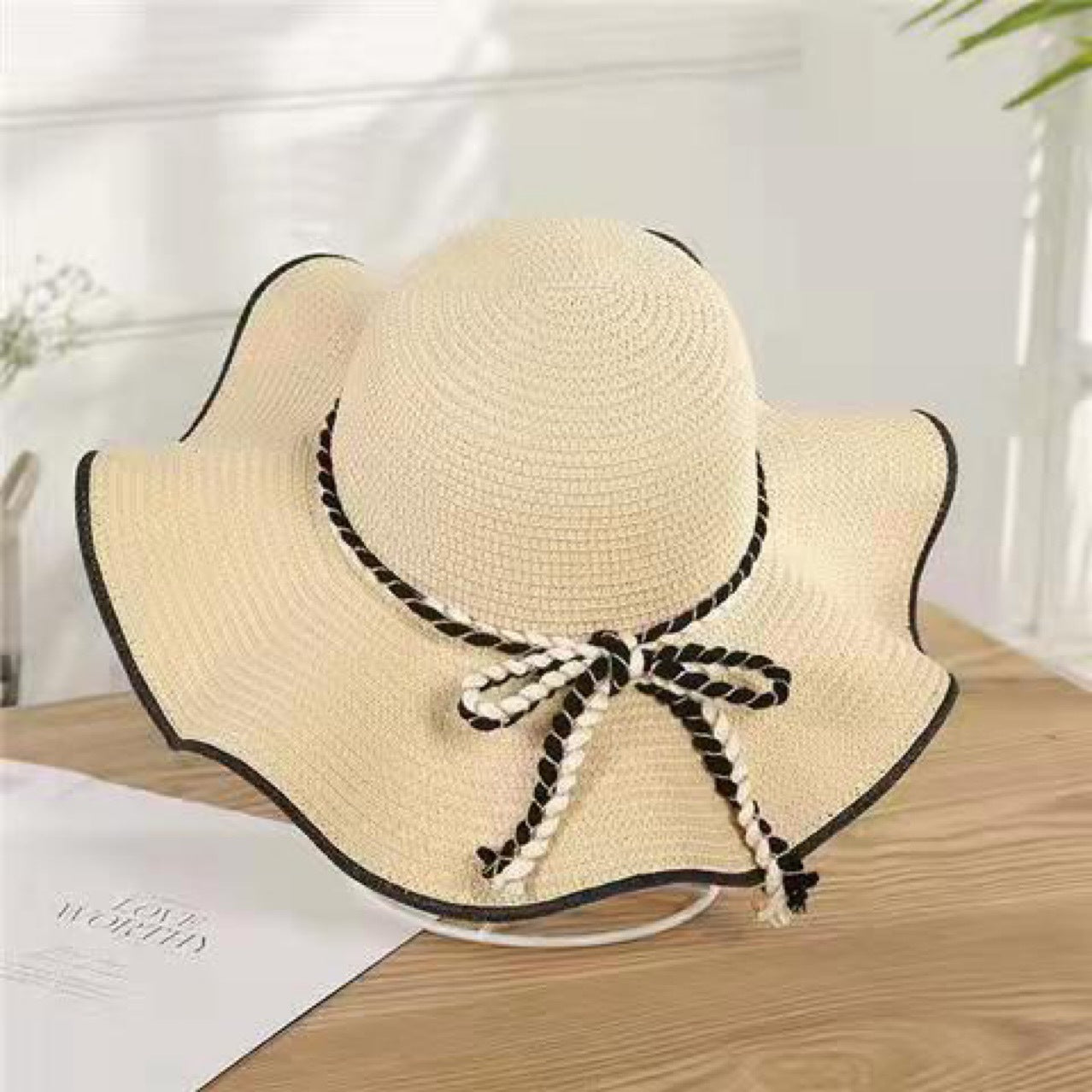 Versatile Lace Bow Holiday Sun Hat