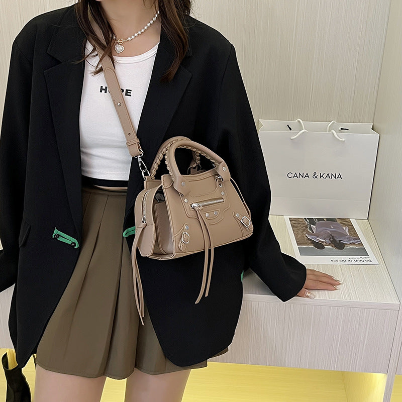 Women's Trendy Personality One Shoulder Handbag