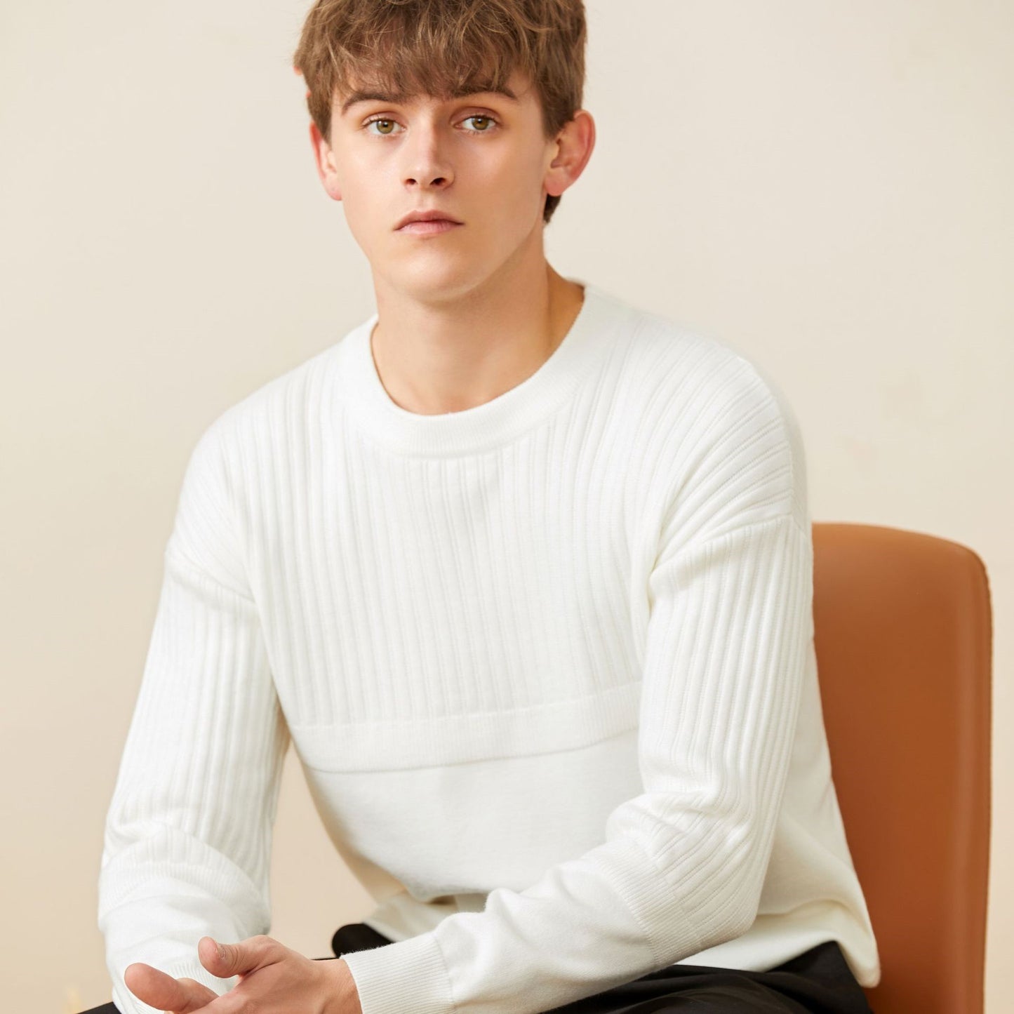 Youth Commuter All-match Round Neck Pullover Men's Sweater