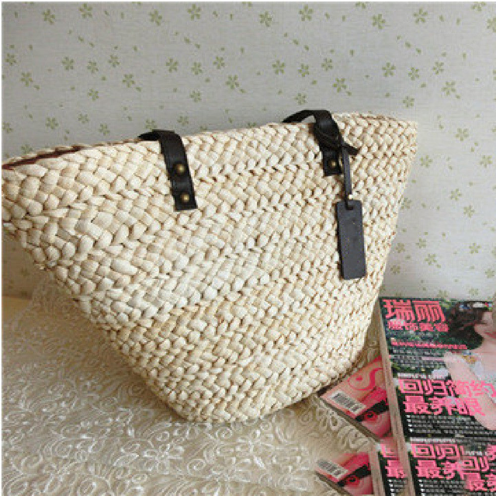 Elegant Women's Woven Shoulder Straw Bag