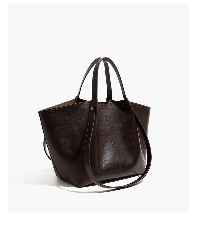 Stylish Versatile Womens Large-capacity Commuter Bag