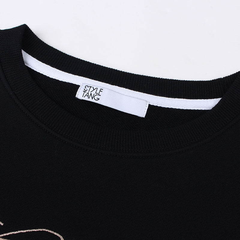 New Women's Round Neck Embroidery Loose And Slim Fashion Sweater