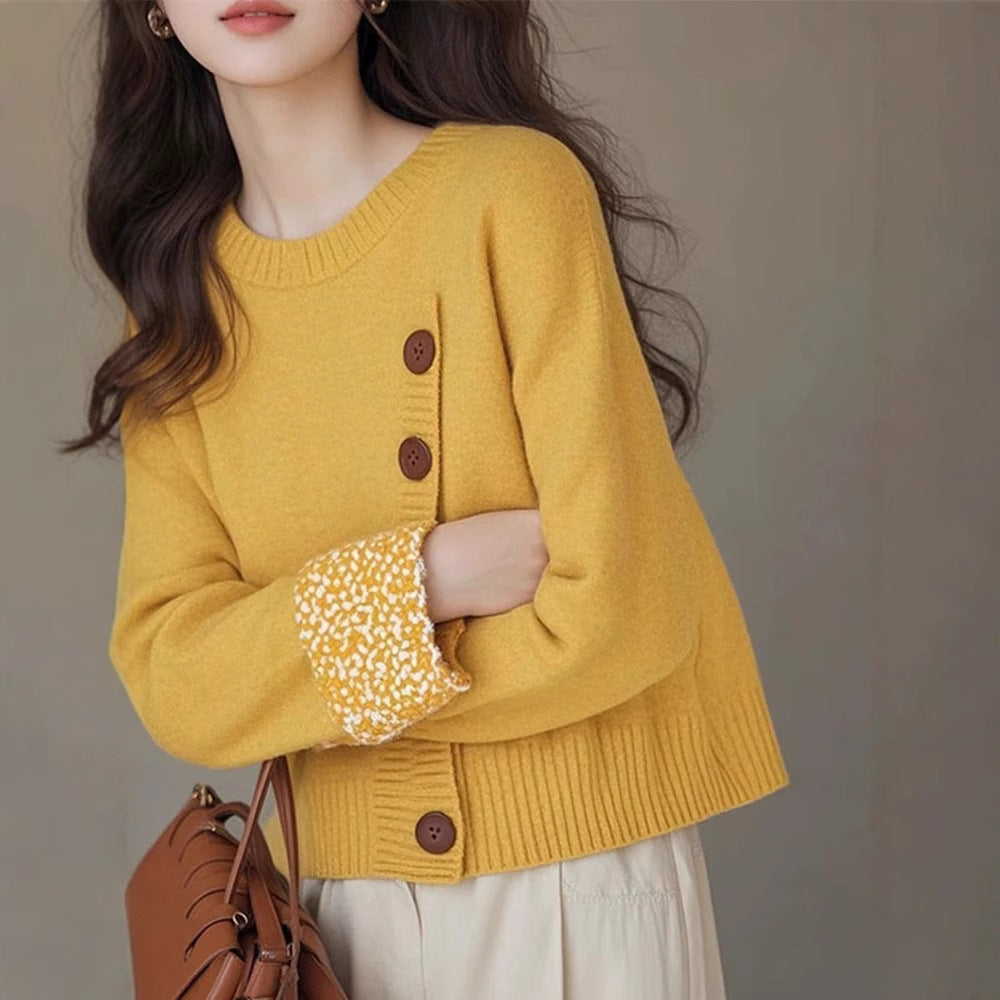 Laid-back Yellow Slanted-button Knit Undershirt Sweater