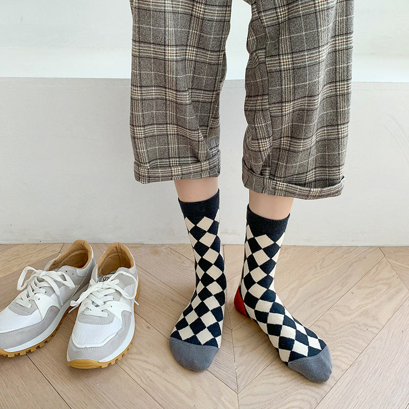 Creative And Fashionable Plaid Flower Tube Cotton Socks