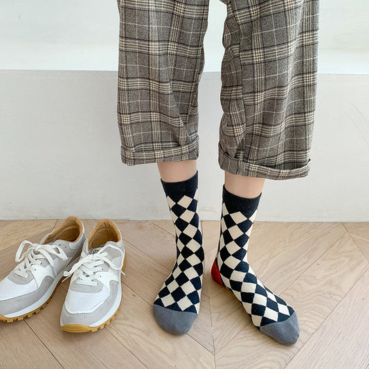 Creative And Fashionable Plaid Flower Tube Cotton Socks
