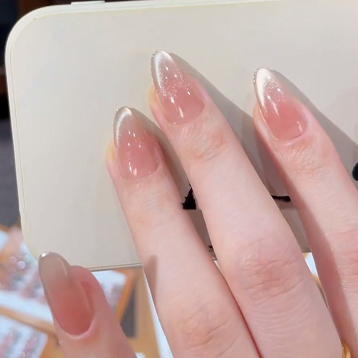 Nude Cat's Eye Nails