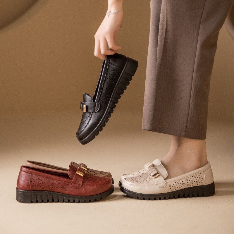 Women's Summer Hole Ventilation Soft-soled Leather Shoes