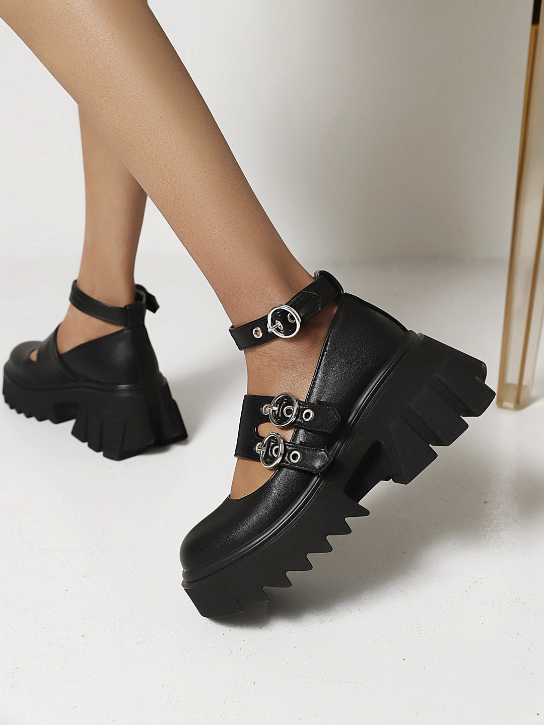 Round Toe Buckle Thick-soled Casual Foreign Trade Women's Shoes