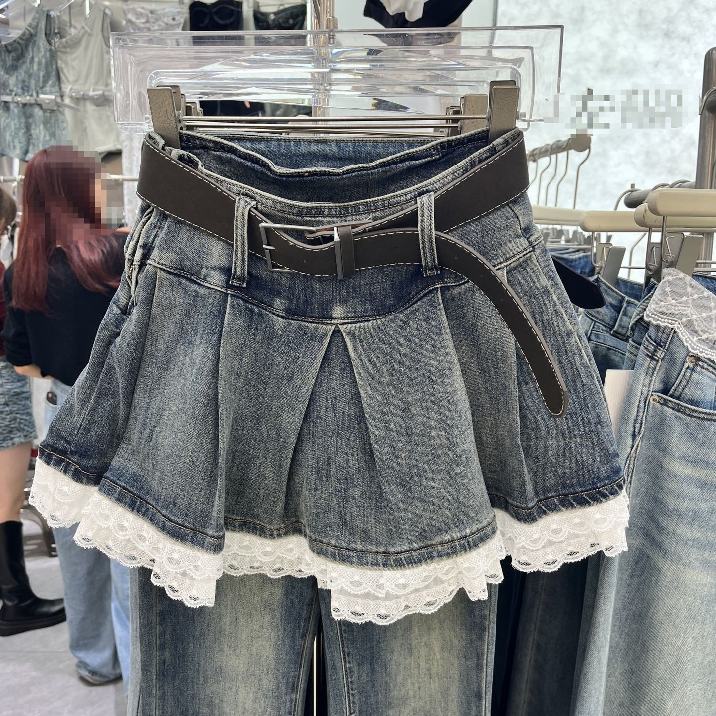 Design Lace Stitching Skirt