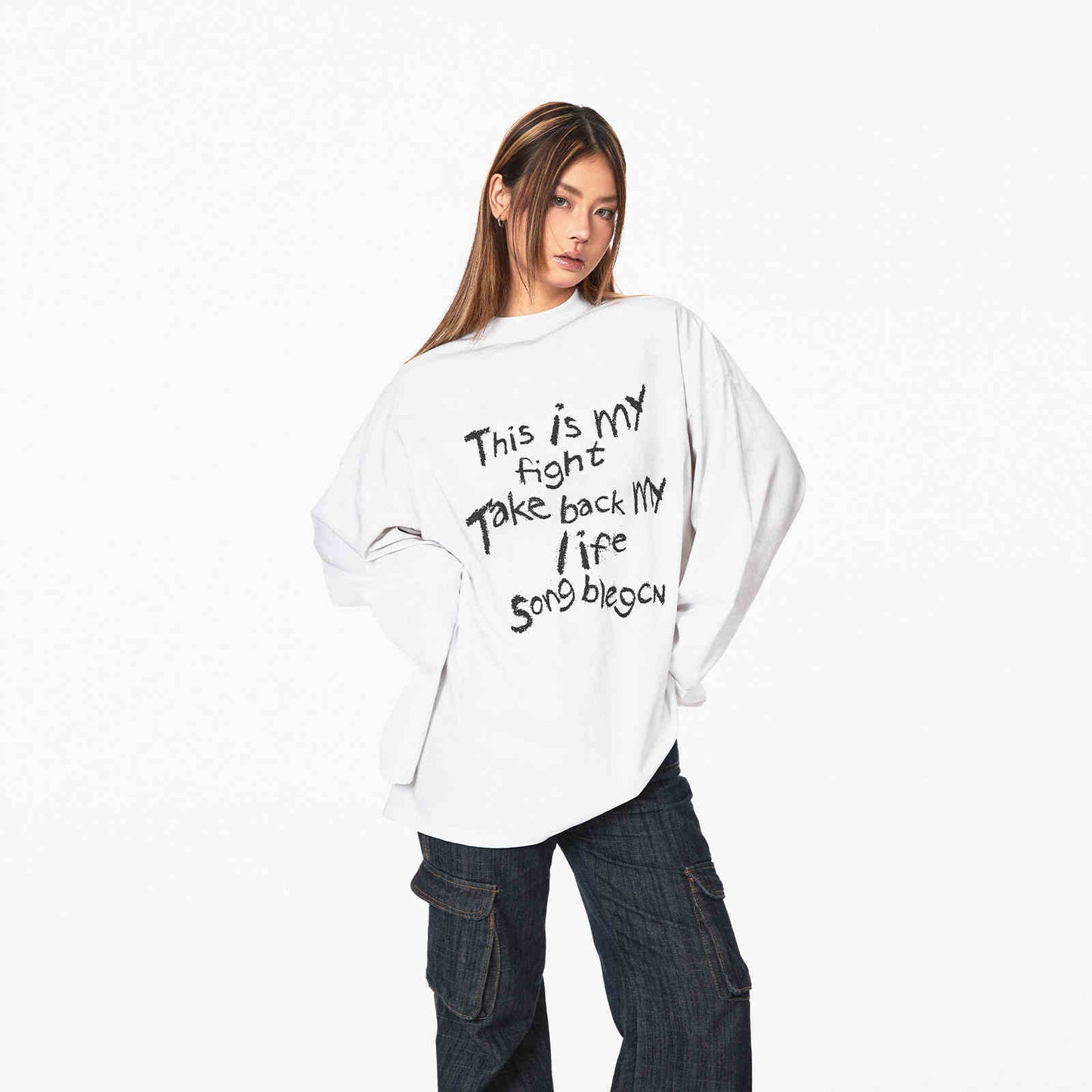 T-shirt med slidt look og afslappet pasform