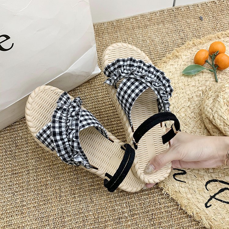Simple And Stylish Personality Plaid Shoes