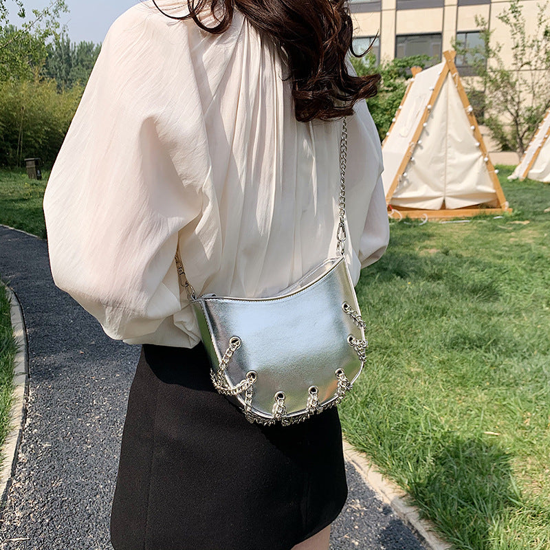 Metal Chain Air Eye Shoulder Bag